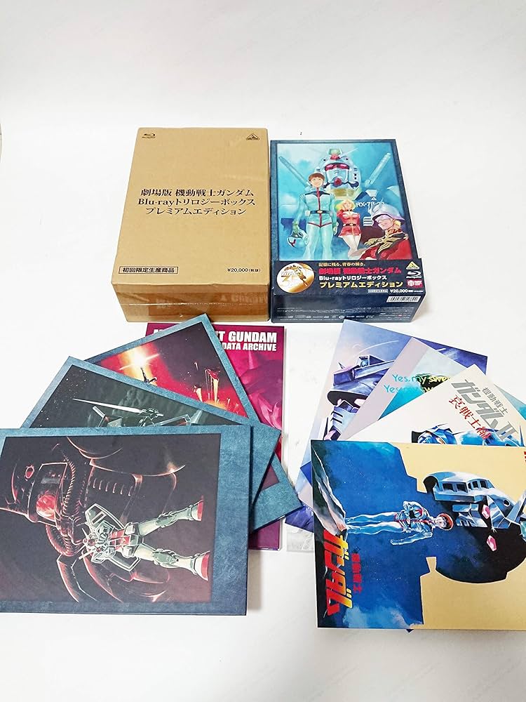 Amazon.co.jp: 劇場版 機動戦士ガンダム Blu-ray トリロジー